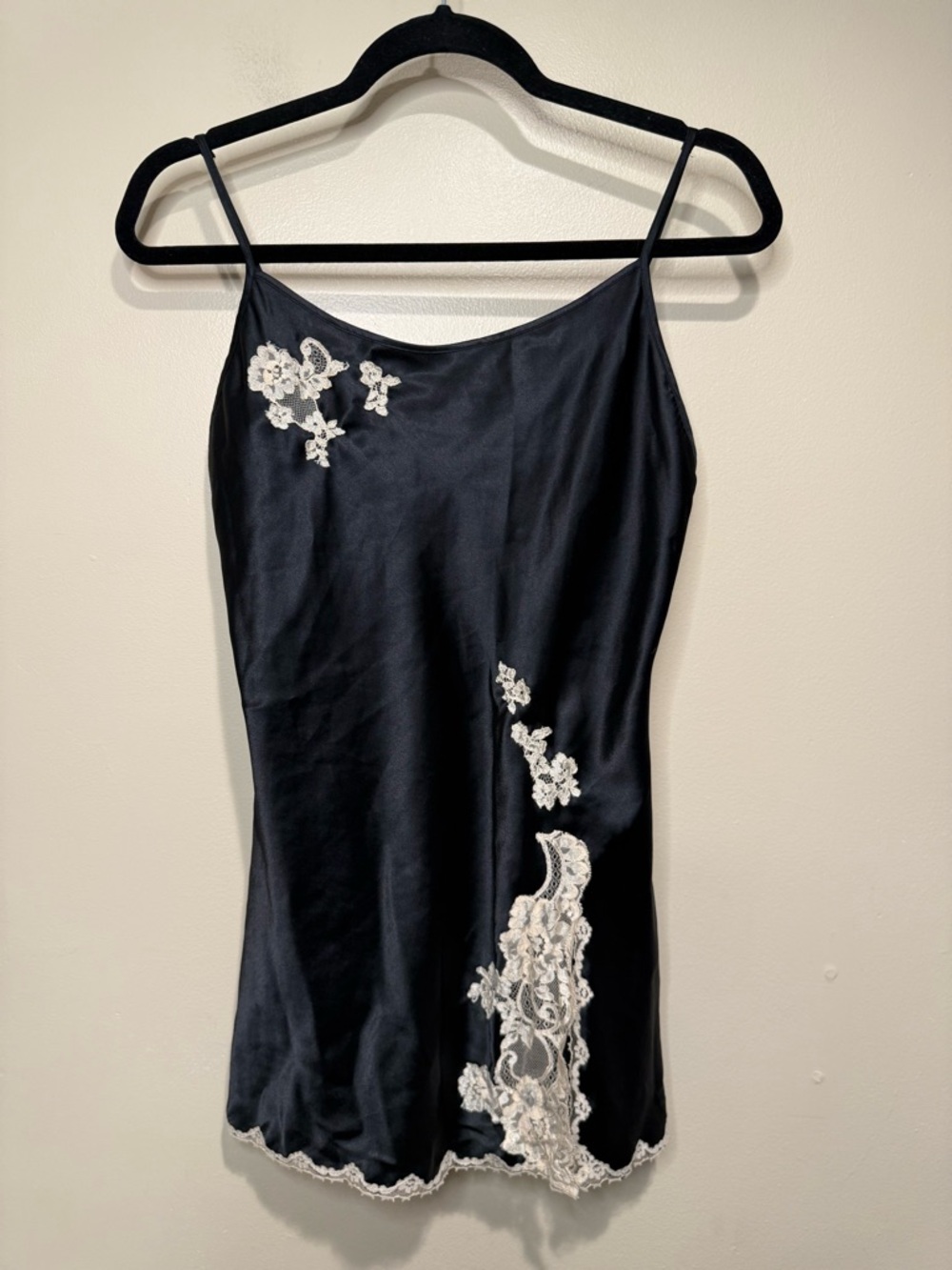Y2K 2006 Victoria’s Secret Angels Black & Tan Silky chemise Dress